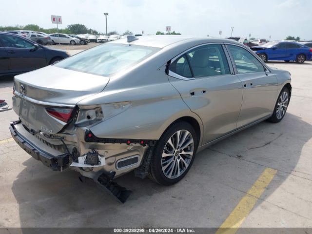 Photo 3 VIN: 58ABZ1B18KU002945 - LEXUS ES 350 