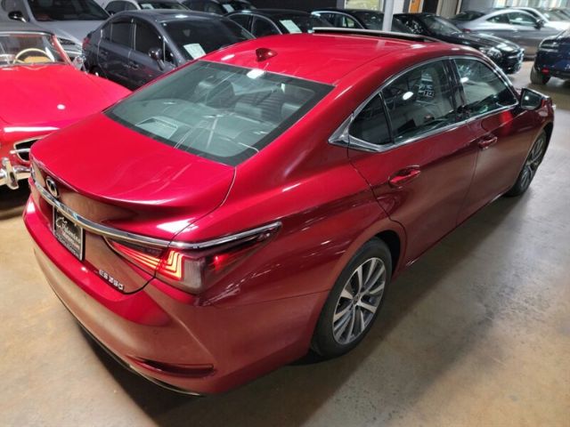 Photo 7 VIN: 58ABZ1B18KU004405 - LEXUS ES 