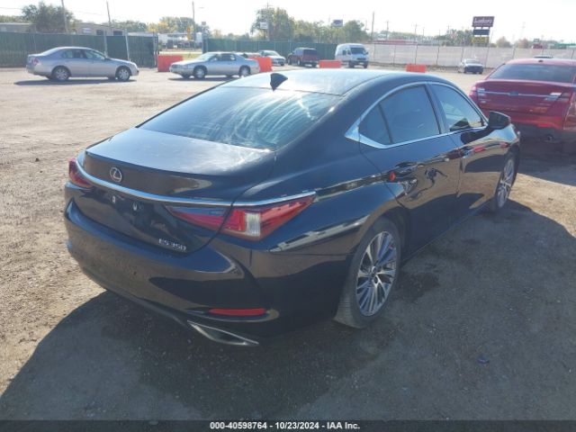 Photo 3 VIN: 58ABZ1B18KU045052 - LEXUS ES 