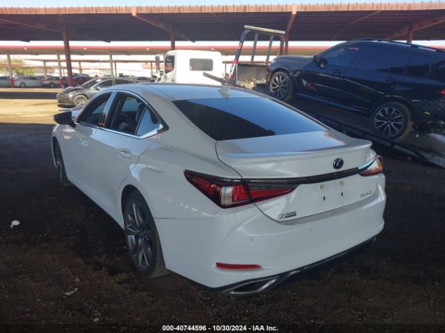 Photo 2 VIN: 58ABZ1B18KU048985 - LEXUS ES 