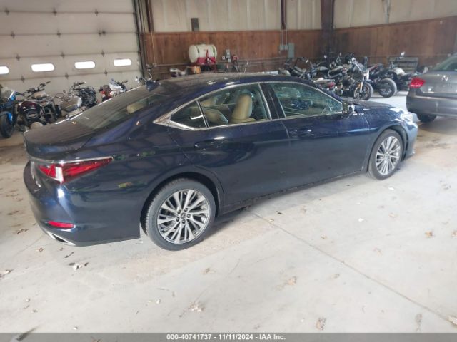 Photo 3 VIN: 58ABZ1B18KU051126 - LEXUS ES 