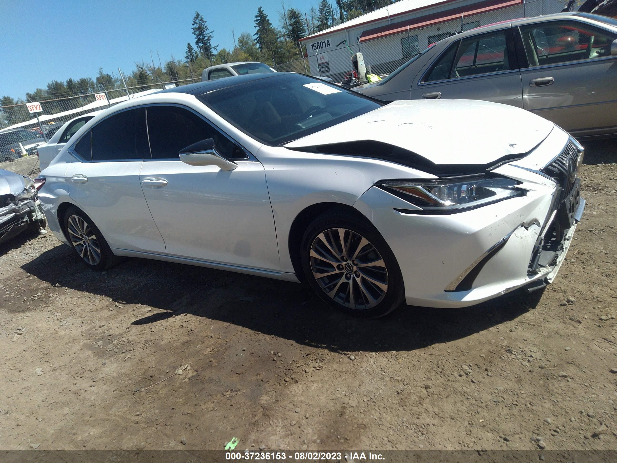 Photo 12 VIN: 58ABZ1B19KU011427 - LEXUS ES 