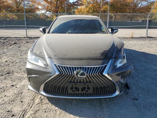 Photo 4 VIN: 58ABZ1B19KU033976 - LEXUS ES 350 