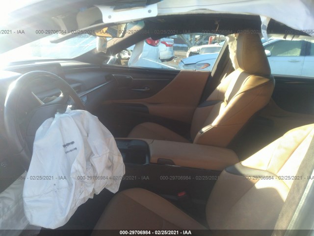 Photo 4 VIN: 58ABZ1B1XKU013137 - LEXUS ES 