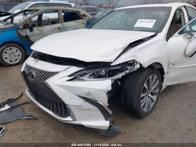 Photo 5 VIN: 58AC11D10MU001395 - LEXUS ES 