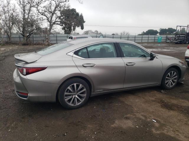 Photo 2 VIN: 58AC21B13LU008923 - LEXUS ES300 