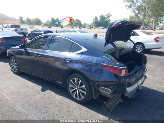 Photo 2 VIN: 58AC21B15LU007028 - LEXUS ES 