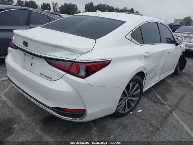 Photo 3 VIN: 58ACA1C10MU010499 - LEXUS ES 300H 