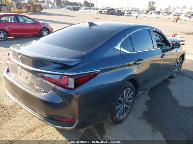 Photo 3 VIN: 58ACA1C10NU017633 - LEXUS ES 300H 