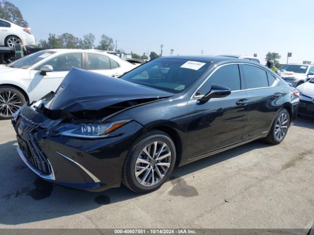 Photo 1 VIN: 58ACA1C14NU017523 - LEXUS ES 