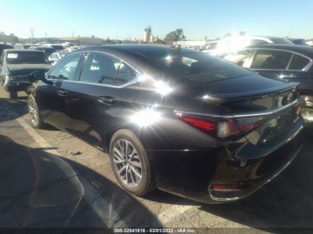 Photo 2 VIN: 58ACA1C15NU013626 - LEXUS ES 