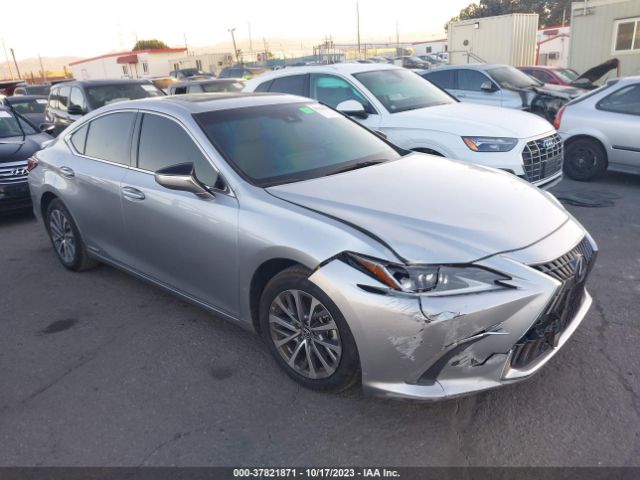 Photo 0 VIN: 58ACA1C16NU015756 - LEXUS ES 300H 