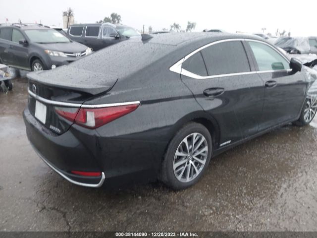 Photo 3 VIN: 58ACA1C17MU007566 - LEXUS ES 300H 