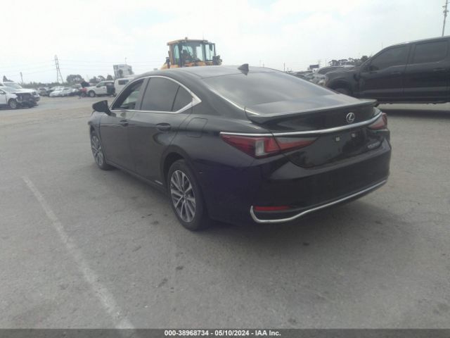 Photo 2 VIN: 58ACA1C17MU007566 - LEXUS ES 300H 