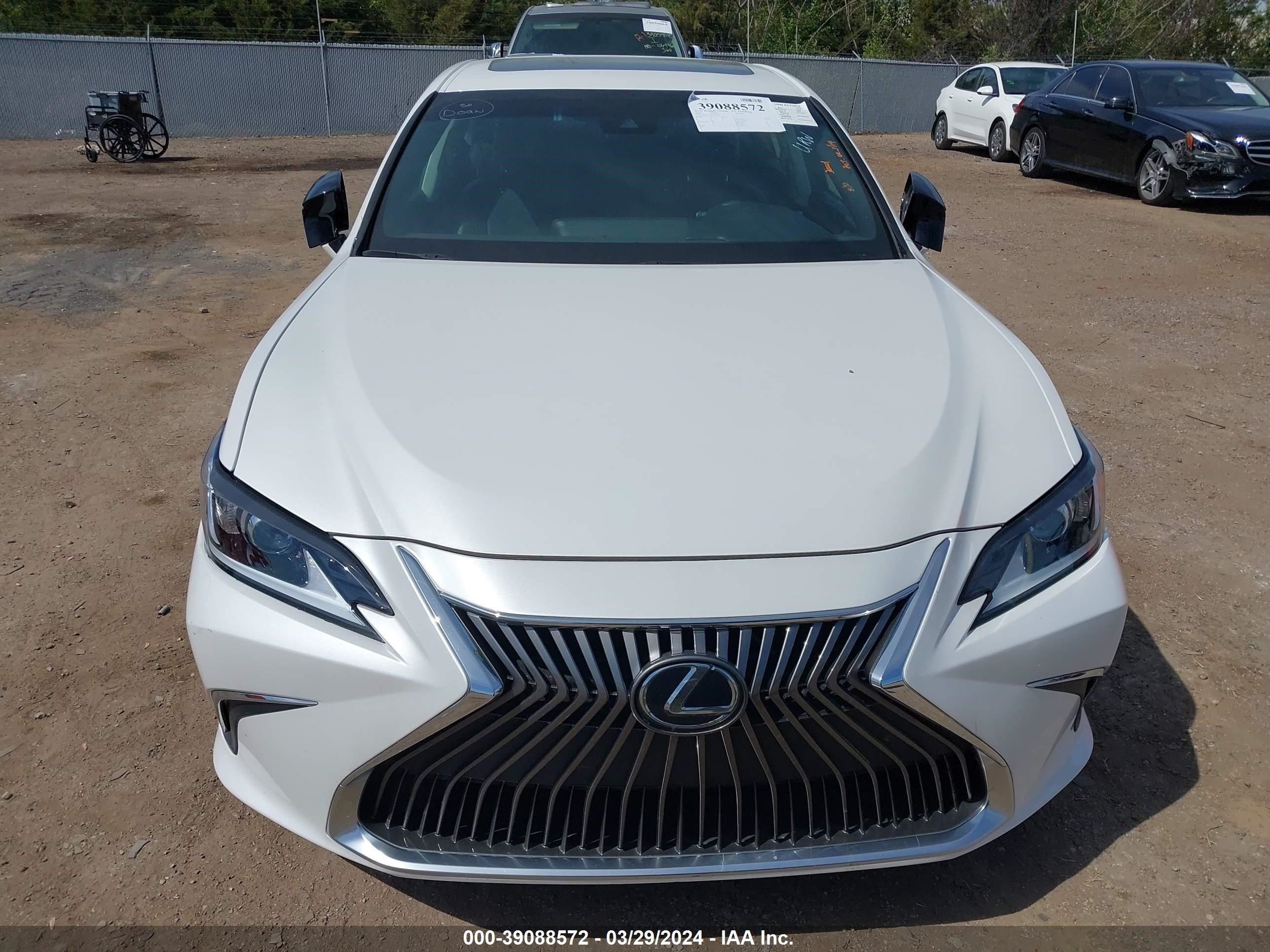 Photo 11 VIN: 58ACZ1B10LU063678 - LEXUS ES 