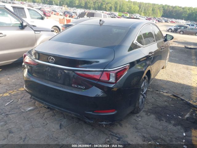 Photo 3 VIN: 58ACZ1B10NU135238 - LEXUS ES 