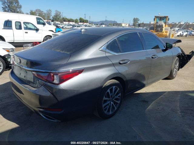 Photo 3 VIN: 58ACZ1B19NU117899 - LEXUS ES 