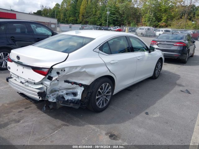 Photo 3 VIN: 58ACZ1B19NU134363 - LEXUS ES 