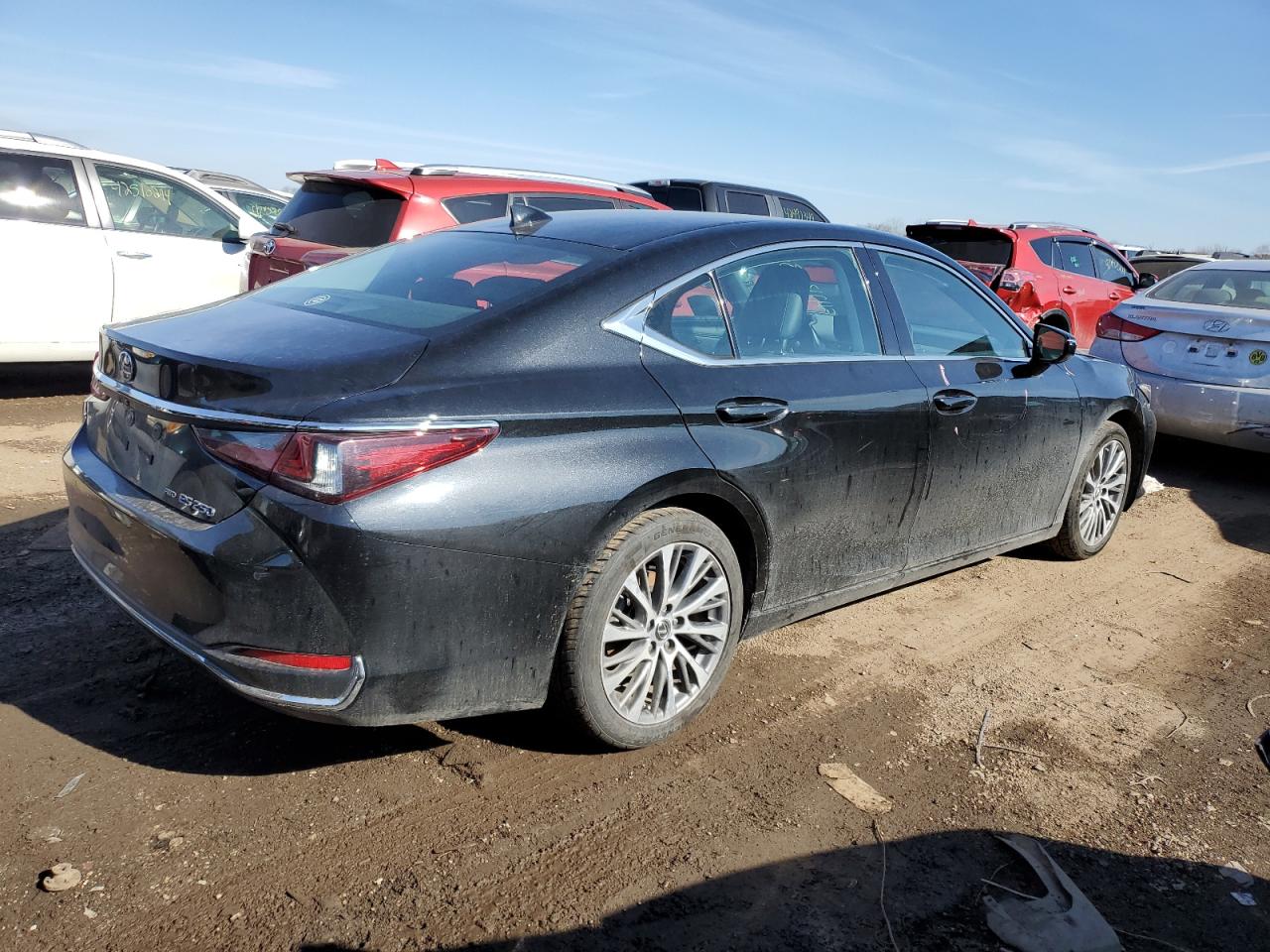 Photo 2 VIN: 58AD11D13MU005378 - LEXUS ES 