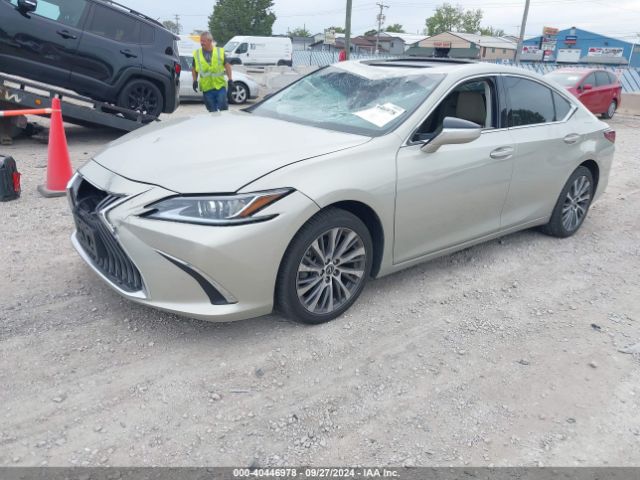 Photo 1 VIN: 58AD11D14MU004370 - LEXUS ES 