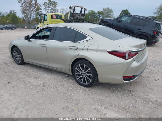 Photo 2 VIN: 58AD11D14MU004370 - LEXUS ES 