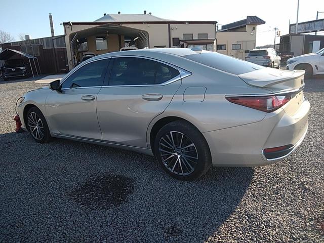 Photo 3 VIN: 58AD11D15NU008493 - LEXUS ES250 