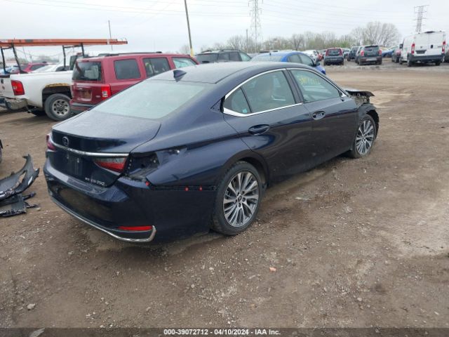 Photo 3 VIN: 58AD11D1XMU007211 - LEXUS ES 250 