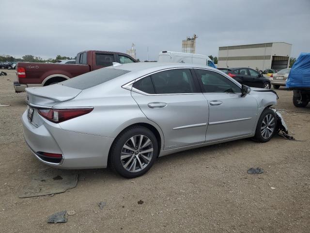 Photo 2 VIN: 58AD21B11LU010710 - LEXUS ES300 