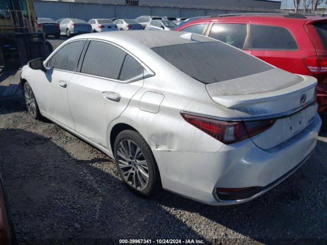 Photo 2 VIN: 58AD21B16LU012341 - LEXUS ES 