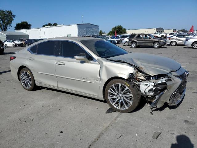 Photo 3 VIN: 58AD21B1XLU008275 - LEXUS ES300 