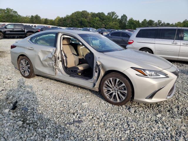 Photo 3 VIN: 58ADA1C10MU004822 - LEXUS ES 