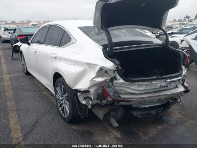 Photo 2 VIN: 58ADA1C10MU009406 - LEXUS ES 300H 