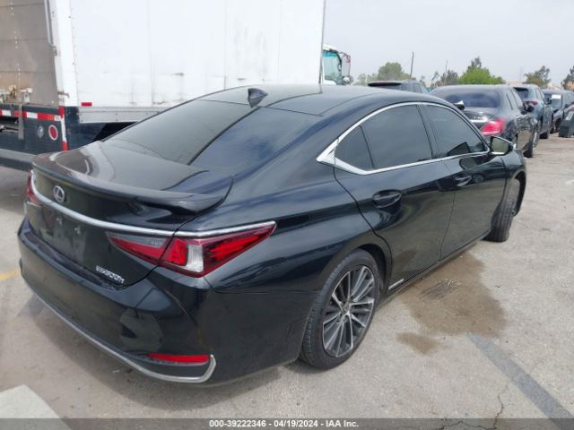 Photo 3 VIN: 58ADA1C10NU016146 - LEXUS ES 