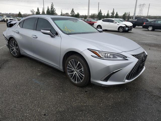 Photo 3 VIN: 58ADA1C10NU018074 - LEXUS ES 300H BA 