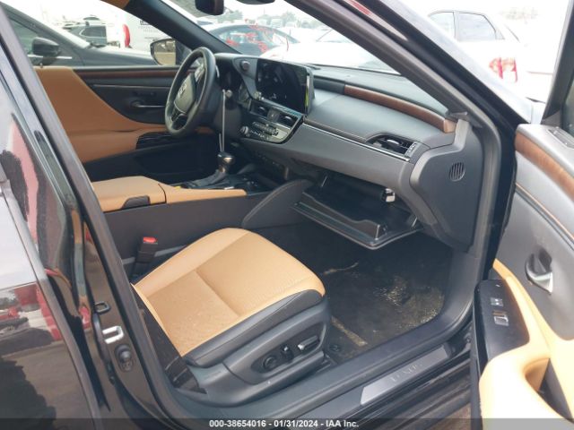 Photo 4 VIN: 58ADA1C10PU027201 - LEXUS ES 300H 