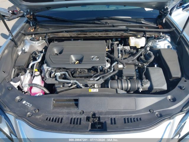 Photo 9 VIN: 58ADA1C10RU038976 - LEXUS ES 300H 