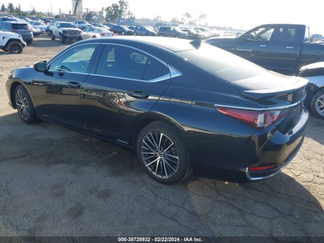 Photo 2 VIN: 58ADA1C11NU026586 - LEXUS ES 300H 