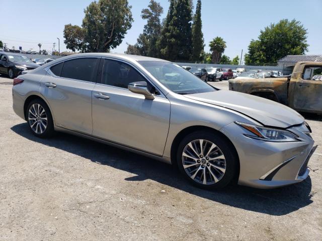 Photo 3 VIN: 58ADA1C12MU001839 - LEXUS ES 300H 