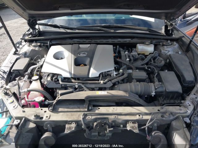 Photo 9 VIN: 58ADA1C12MU004806 - LEXUS ES 300H 