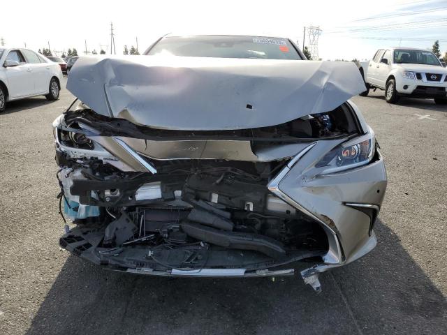 Photo 4 VIN: 58ADA1C12MU009035 - LEXUS ES300 