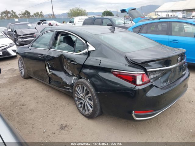 Photo 2 VIN: 58ADA1C12MU010329 - LEXUS ES 