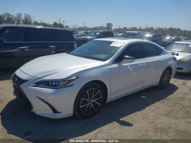 Photo 1 VIN: 58ADA1C12PU029001 - LEXUS ES 