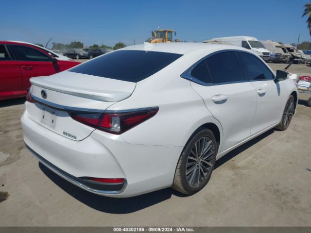 Photo 3 VIN: 58ADA1C12PU029001 - LEXUS ES 