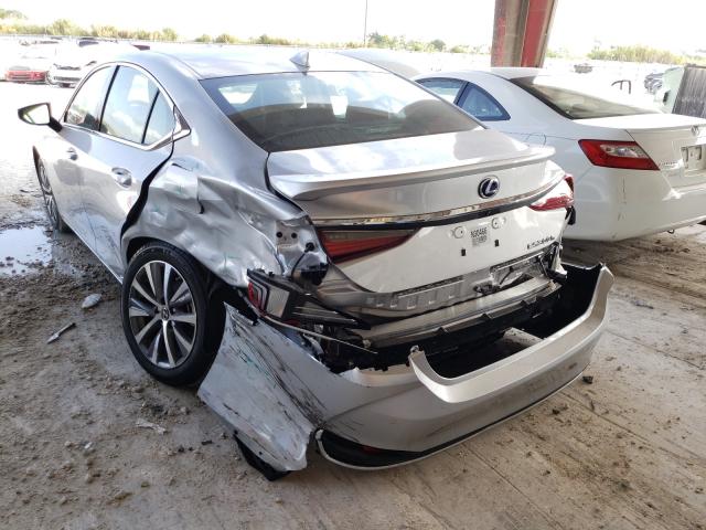 Photo 2 VIN: 58ADA1C13MU004894 - LEXUS ES 300H 