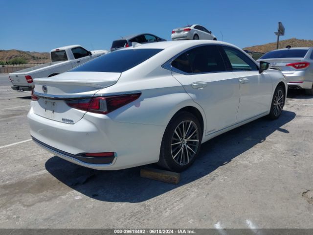 Photo 3 VIN: 58ADA1C14NU016926 - LEXUS ES 