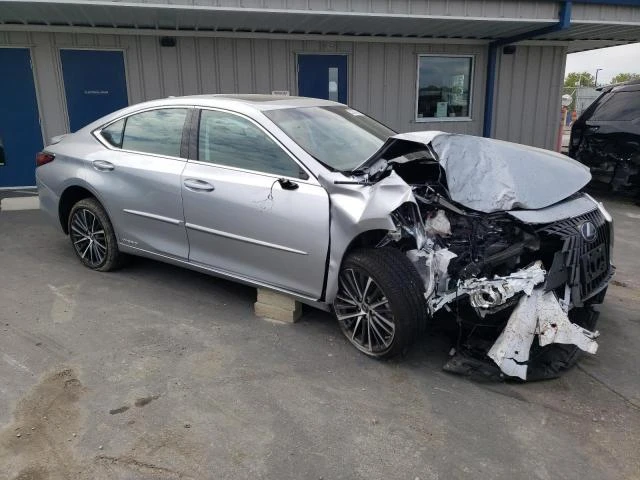 Photo 3 VIN: 58ADA1C14NU017252 - LEXUS ES 300H BA 