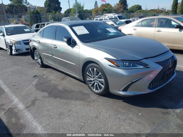 Photo 0 VIN: 58ADA1C15MU010566 - LEXUS ES 