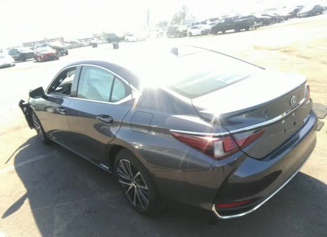 Photo 2 VIN: 58ADA1C15NU016062 - LEXUS ES 