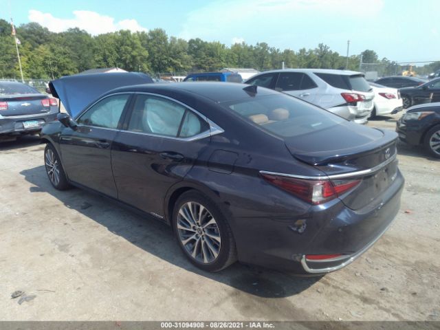 Photo 2 VIN: 58ADA1C16MU006137 - LEXUS ES 