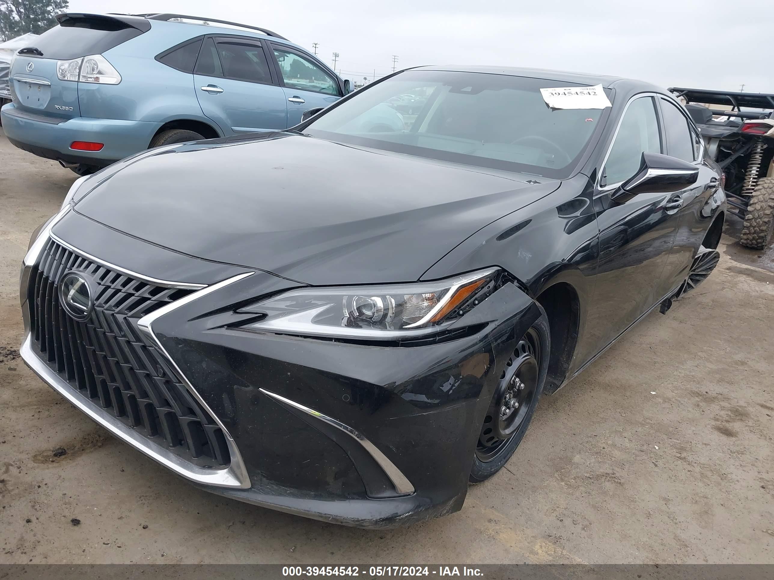 Photo 1 VIN: 58ADA1C16RU037444 - LEXUS ES 